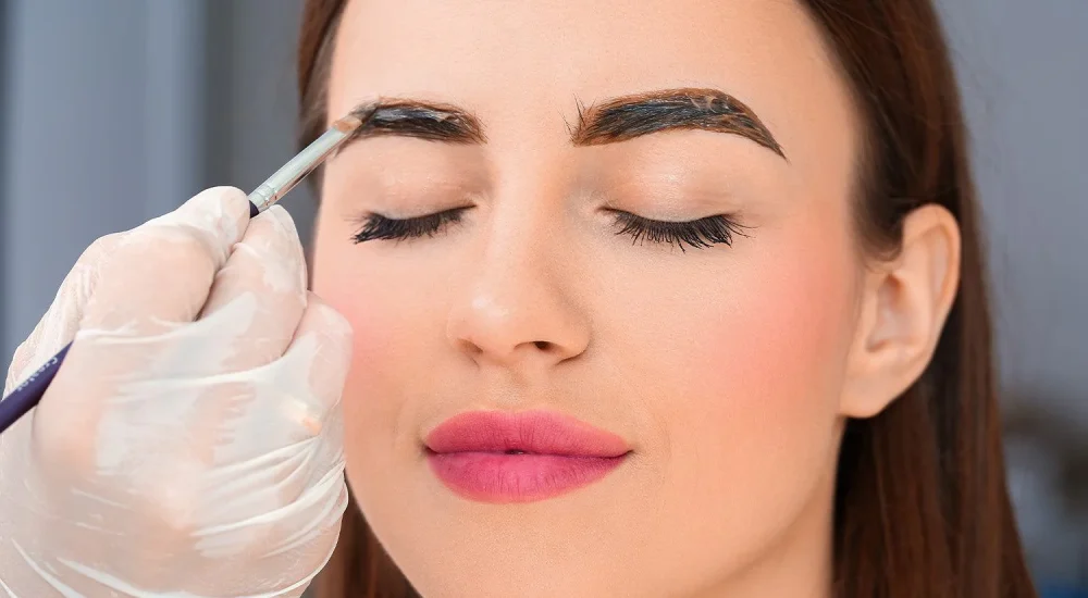 brow tint